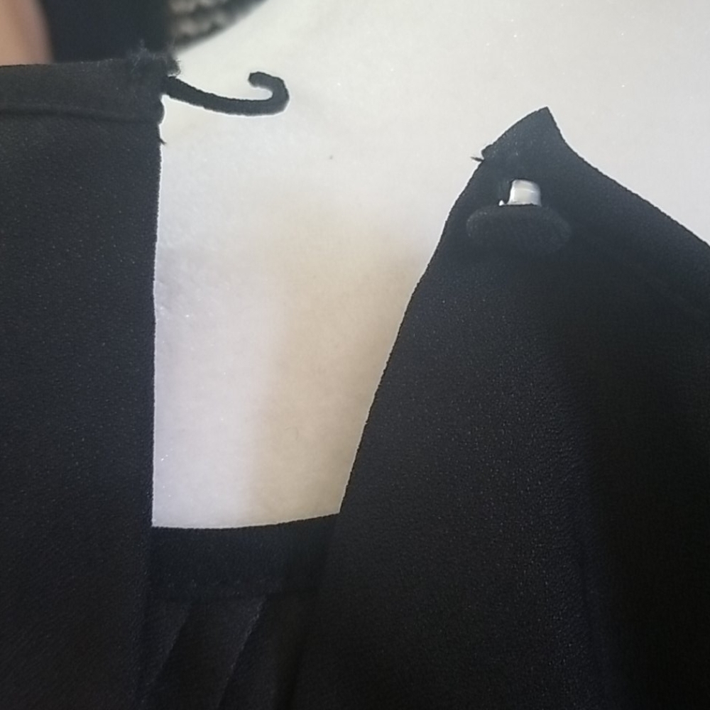 Ava & Viv Black Pleated Dressy Tank Top 1X - Picture 4 of 4